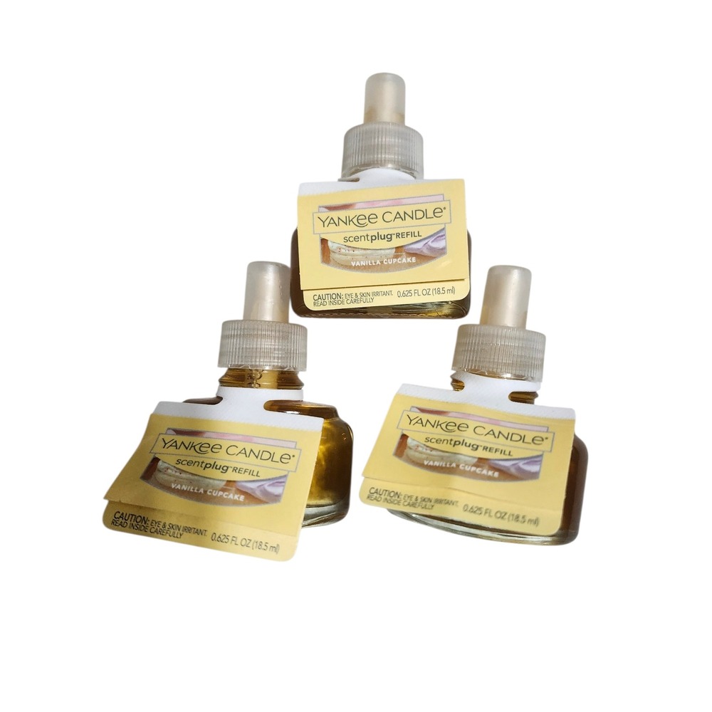 Yankee Candle ScentPlug Refill Vanilla Cupcake 0.625 fl oz Lot of 3 NEW